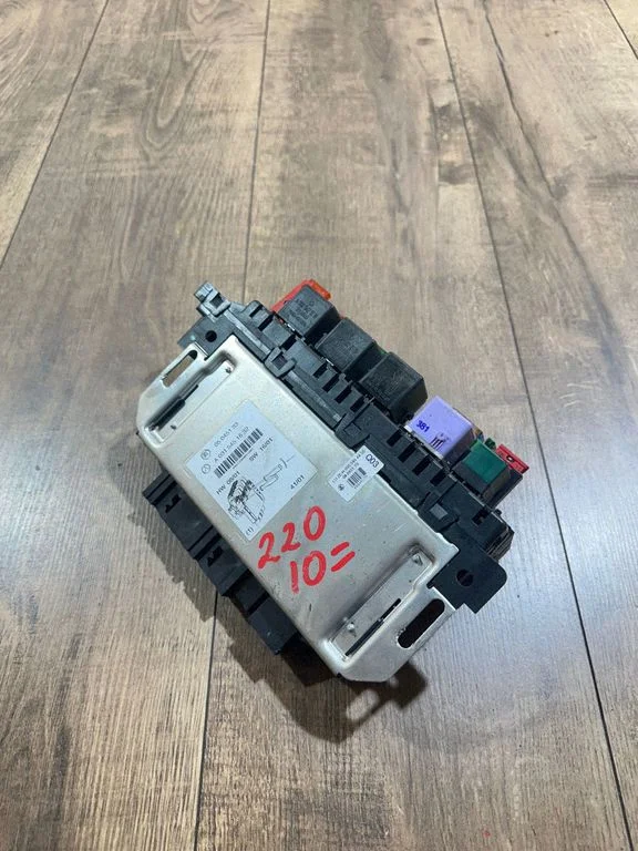 Fuse box set A0315451632