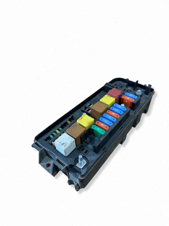 Drošinātāju bloks 13190370