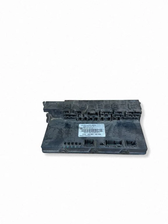 Comfort/convenience module – Mercedes-Benz CLK-Class A209 C209 (2002-2009)