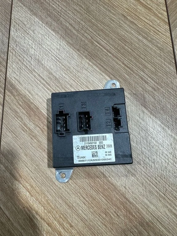 Comfort/convenience module 2115452132