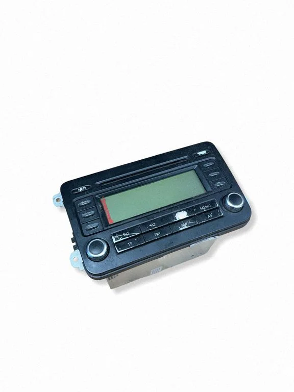 Radio/CD/DVD atskaņotājs/navigācija