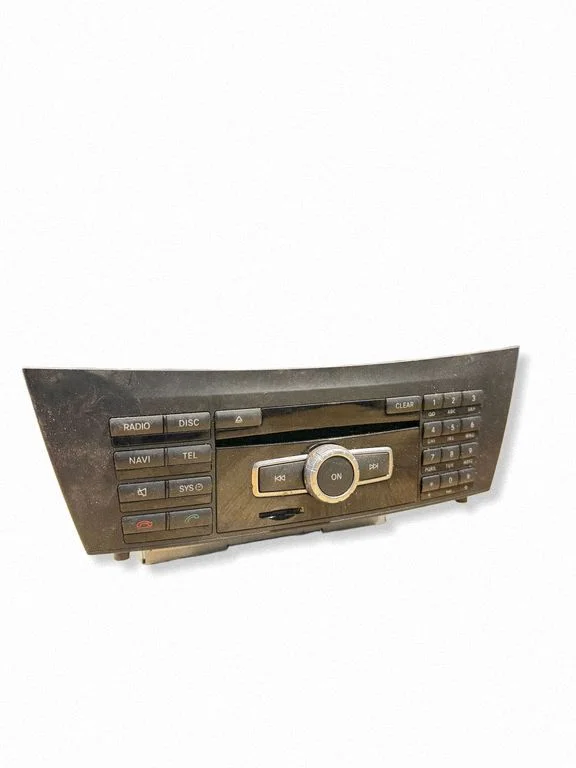Radio, odtwarzacz CD/DVD, nawigacja A2049001108