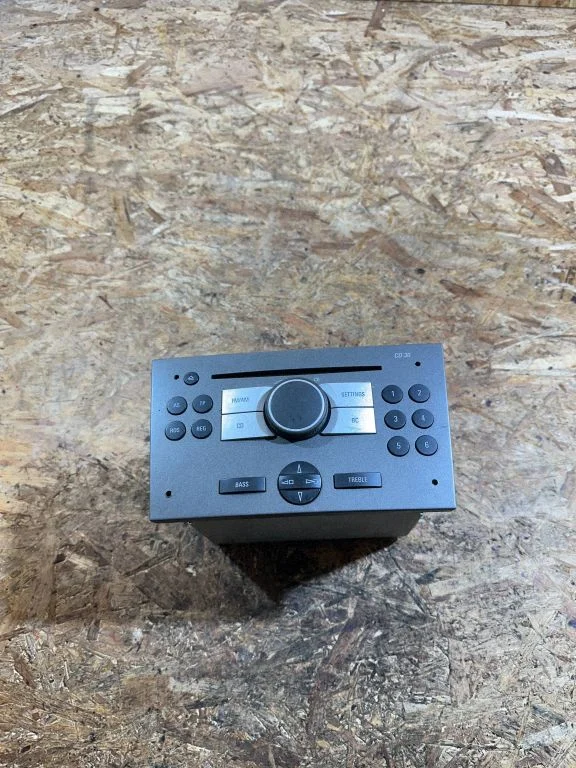 Radio/CD/DVD/GPS head unit 13292085