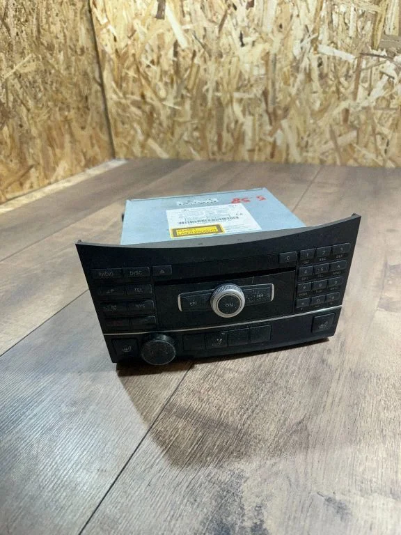Radio/CD/DVD/GPS head unit A2128700089