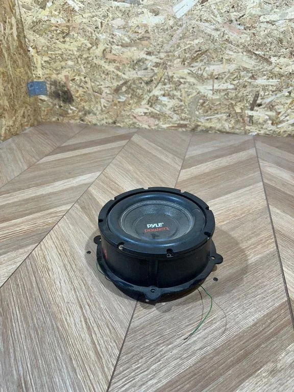Front door speaker