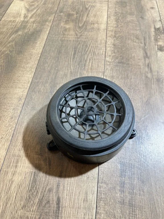 Front door speaker