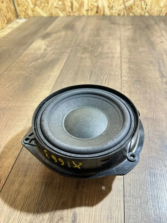 Front door speaker – Mercedes-Benz GLS-Class X166 (2015-2019)