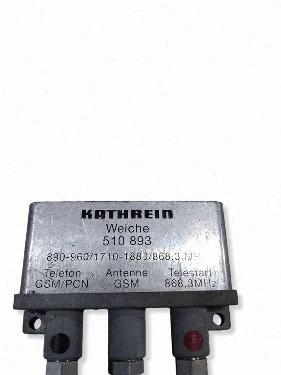 Antenas pastiprinātājs – Mercedes-Benz E klase W211 (2002-2009)