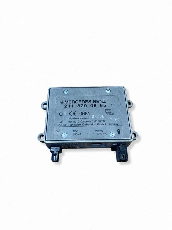 Antenas pastiprinātājs – Mercedes-Benz E klase W211 (2002-2009)