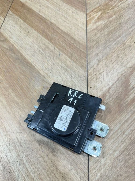 Antenas pastiprinātājs – Mercedes-Benz C klase AMG W204 (2007-2014)