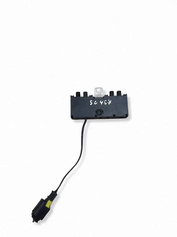 Antenas pastiprinātājs 9654390480