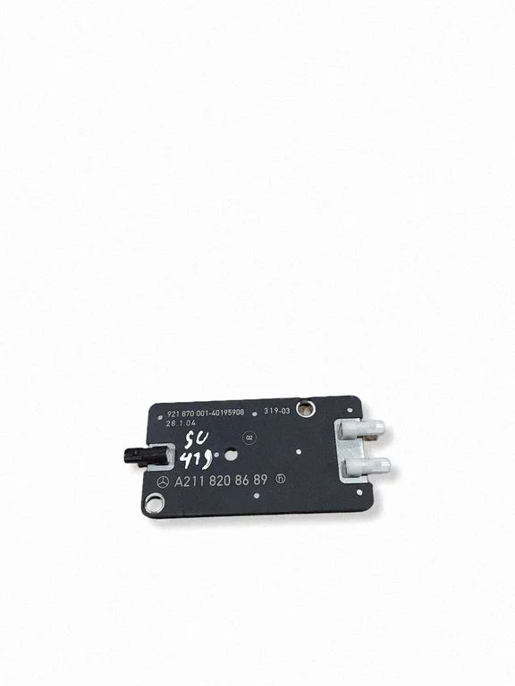 Aerial antenna amplifier – Mercedes-Benz E-Class W211 (2002-2009)