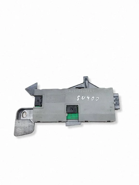 Antenas pastiprinātājs – Mercedes-Benz E klase W211 (2002-2009)