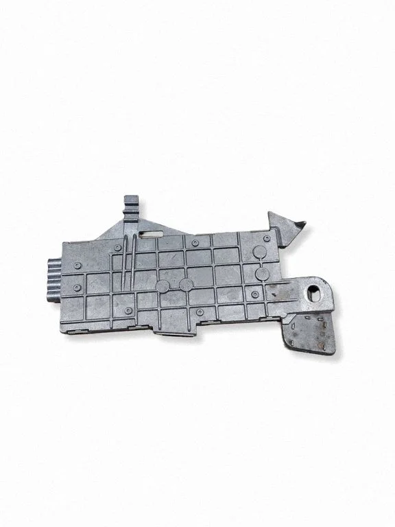 Antenas pastiprinātājs – Mercedes-Benz E klase W211 (2002-2009)