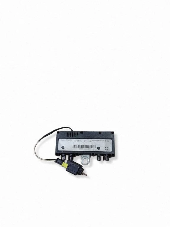 Antenas pastiprinātājs 9654390480