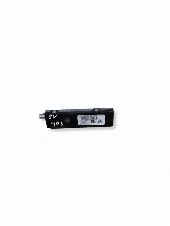 Antenas pastiprinātājs – Mercedes-Benz C klase AMG W204 (2007-2014)