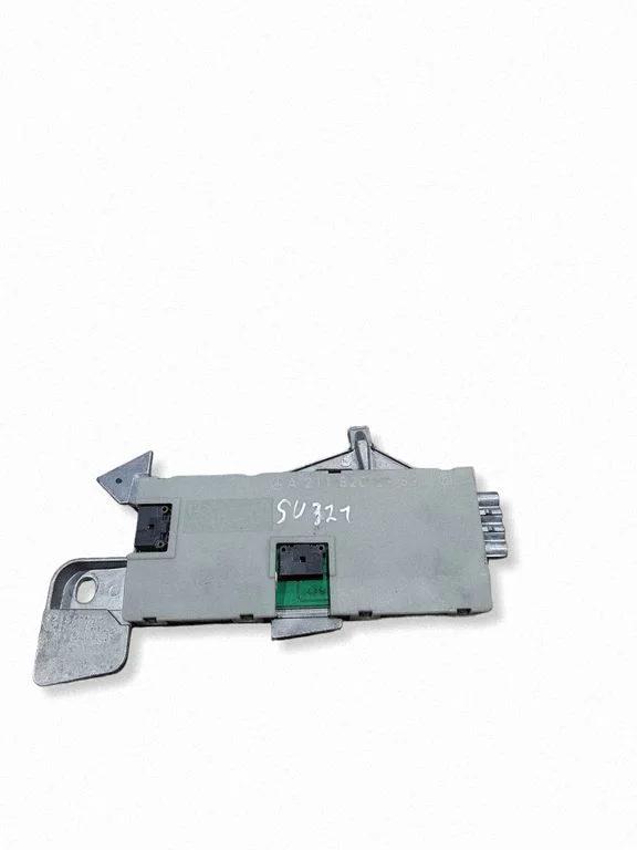Antenas pastiprinātājs – Mercedes-Benz E klase W211 (2002-2009)