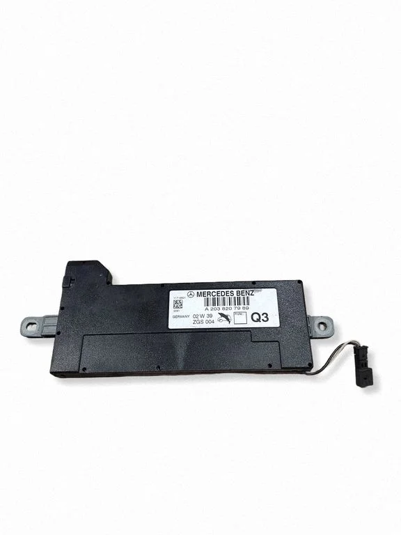 Antenas pastiprinātājs – Mercedes-Benz C klase W203 (2000-2007)