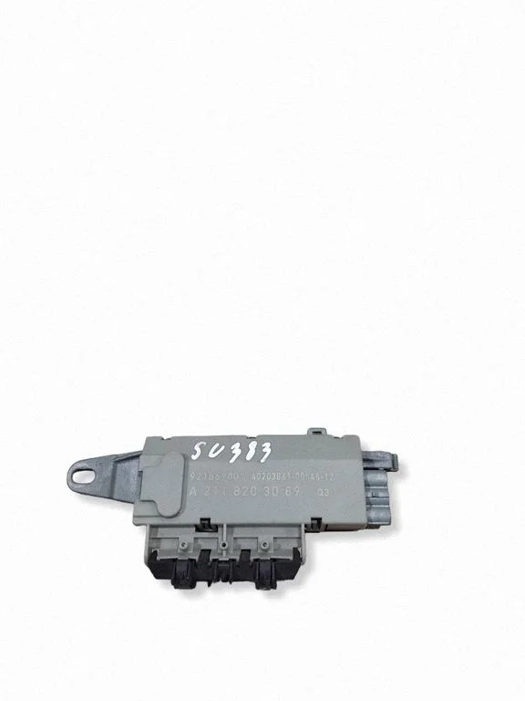 Antenas pastiprinātājs – Mercedes-Benz E klase W211 (2002-2009)