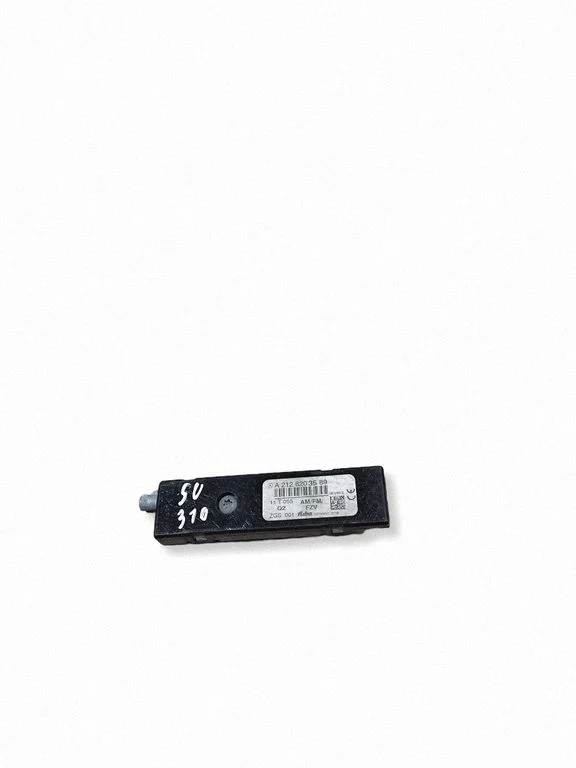 Antenas pastiprinātājs – Mercedes-Benz E klase W212 (2009-2016)