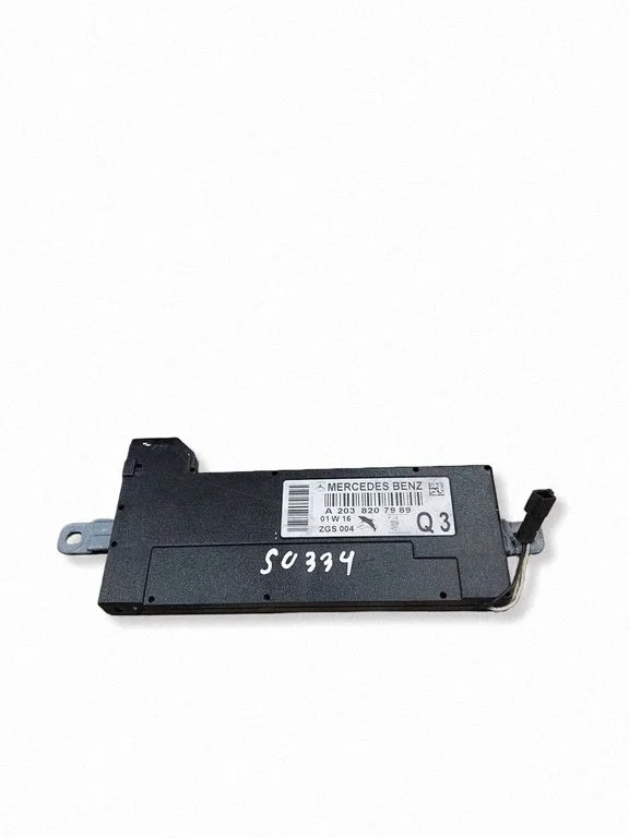 Antenas pastiprinātājs – Mercedes-Benz C klase W203 (2000-2007)