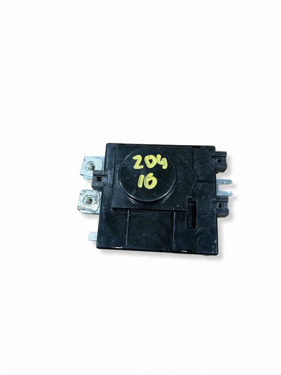 Antenas pastiprinātājs – Mercedes-Benz C klase AMG W204 (2007-2014)