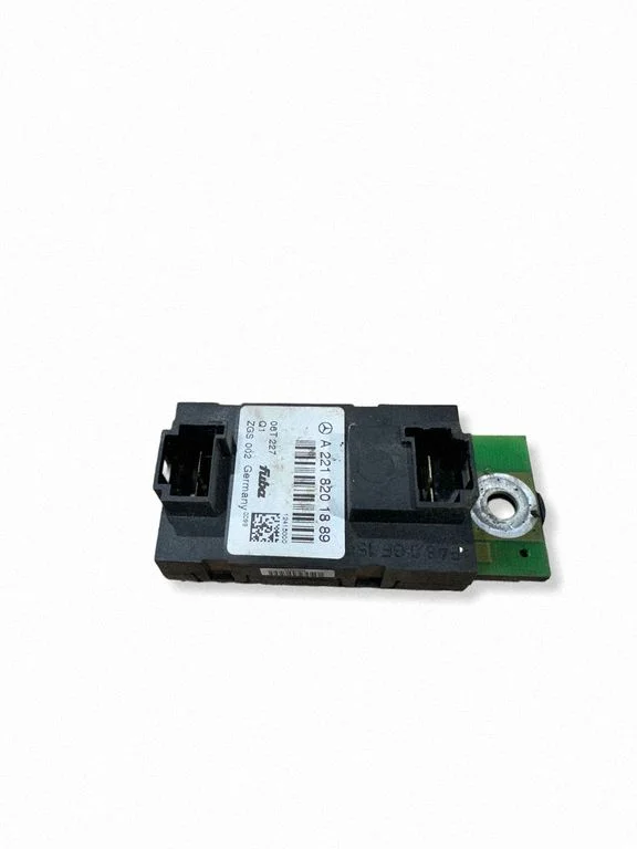 Aerial antenna amplifier A2218201889