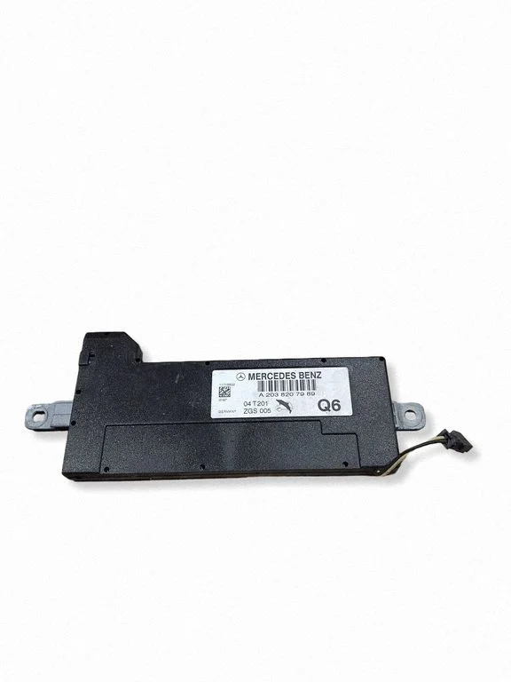 Antenas pastiprinātājs – Mercedes-Benz C klase W203 (2000-2007)