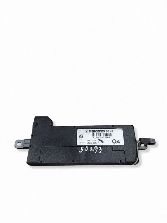 Antenas pastiprinātājs – Mercedes-Benz C klase W203 (2000-2007)