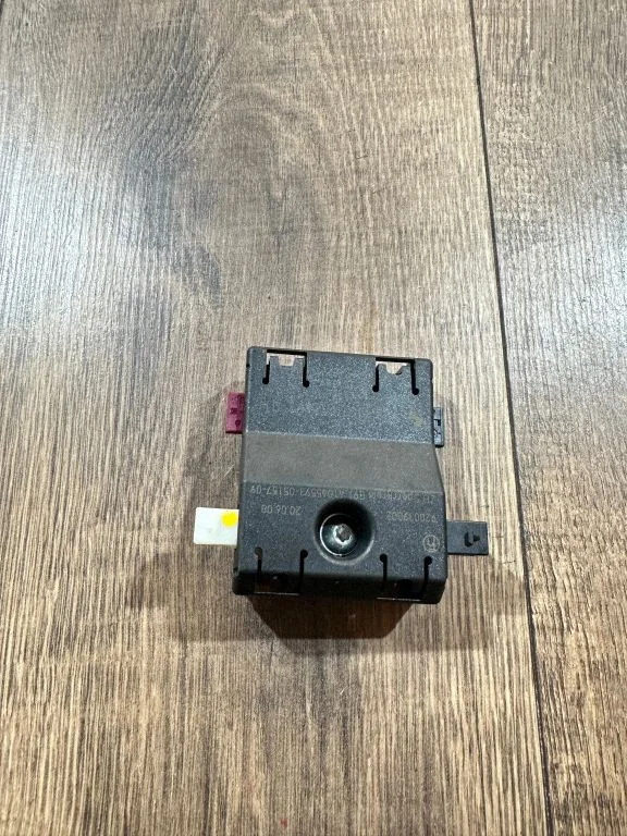 Wzmacniacz antenowy 9141491