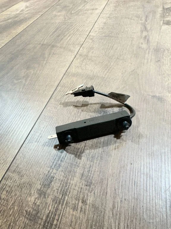 Antenas pastiprinātājs – Mercedes-Benz E klase W212 (2009-2016)