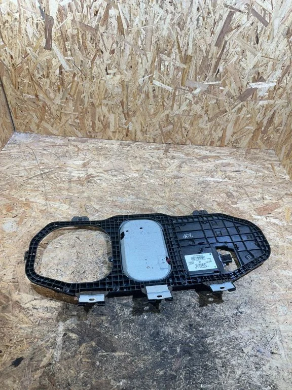 Antenas pastiprinātājs – Mercedes-Benz ML klase W164 (2005-2011)
