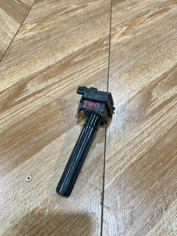 High voltage ignition coil 5da358057