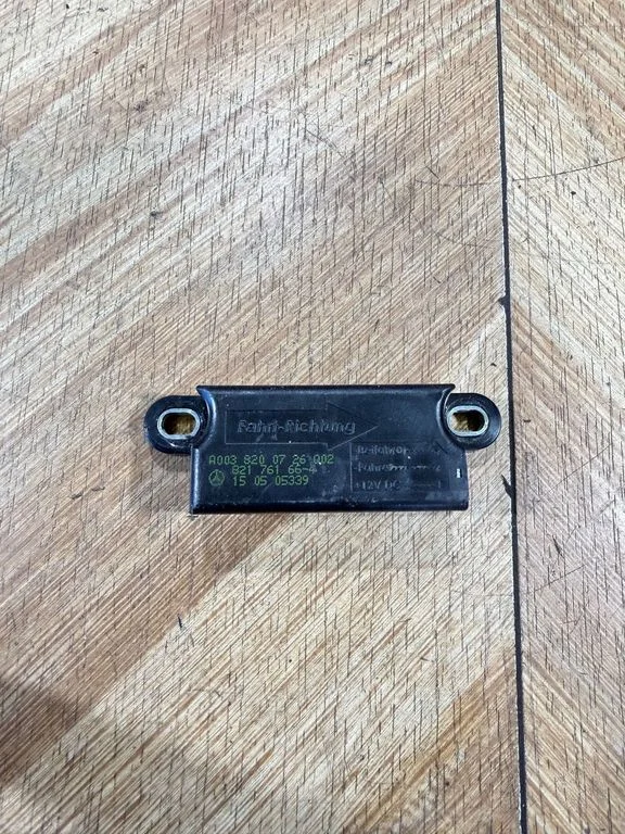 Drošības spilvenu trieciena sensors – Mercedes-Benz E klase W211 (2002-2009)
