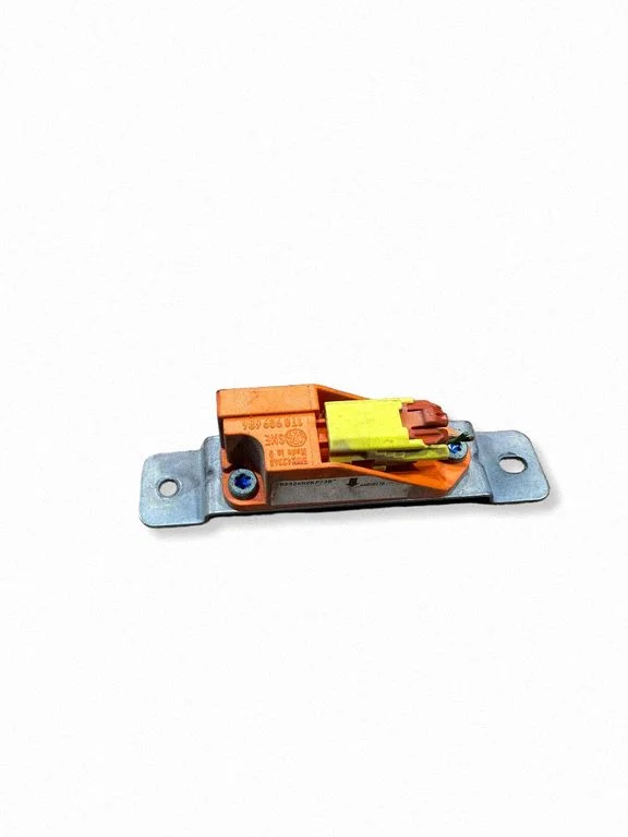 Drošības spilvenu trieciena sensors 1T0909606