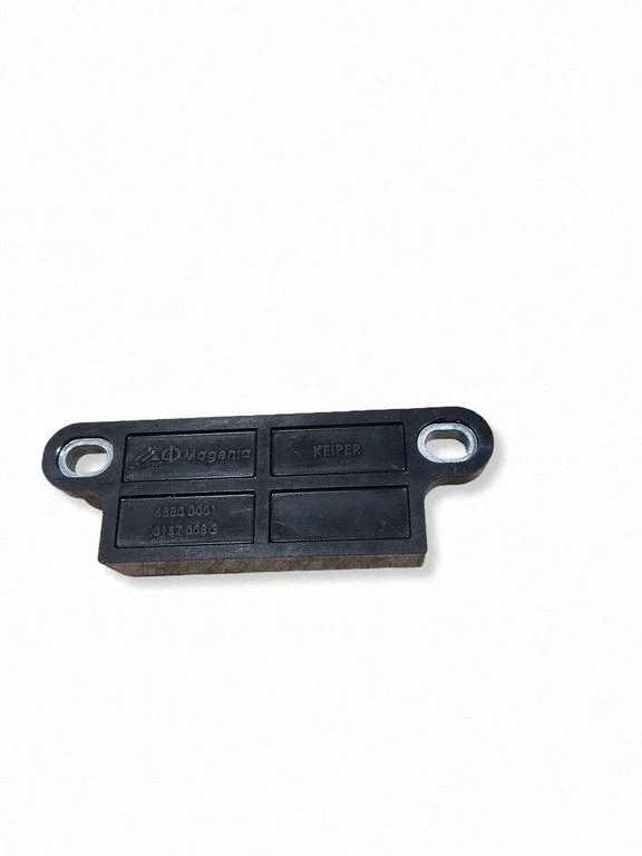 Airbag deployment crash/impact sensor – Mercedes-Benz E-Class W211 (2002-2009)