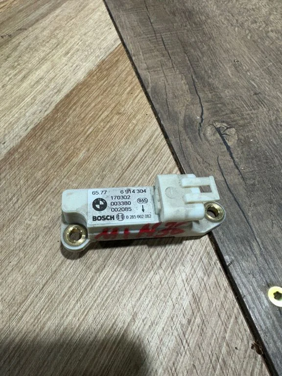 Drošības spilvenu trieciena sensors 6914304