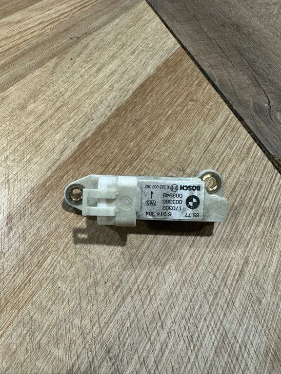 Drošības spilvenu trieciena sensors 6914304