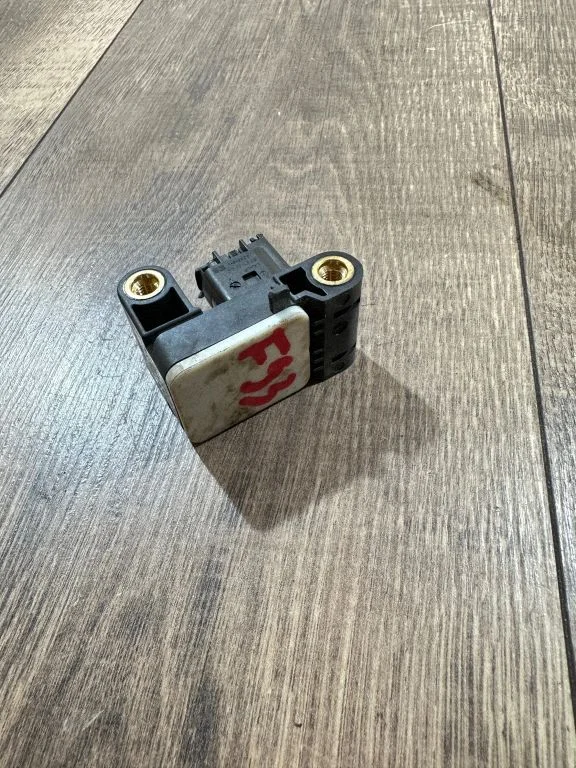 Airbag deployment crash/impact sensor – BMW 3 Series E90 E91 (2005-2012)