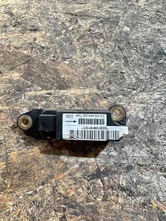Drošības spilvenu trieciena sensors – Mercedes-Benz S klase W220 (1998-2006)