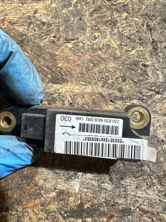 Drošības spilvenu trieciena sensors – Mercedes-Benz S klase W220 (1998-2006)
