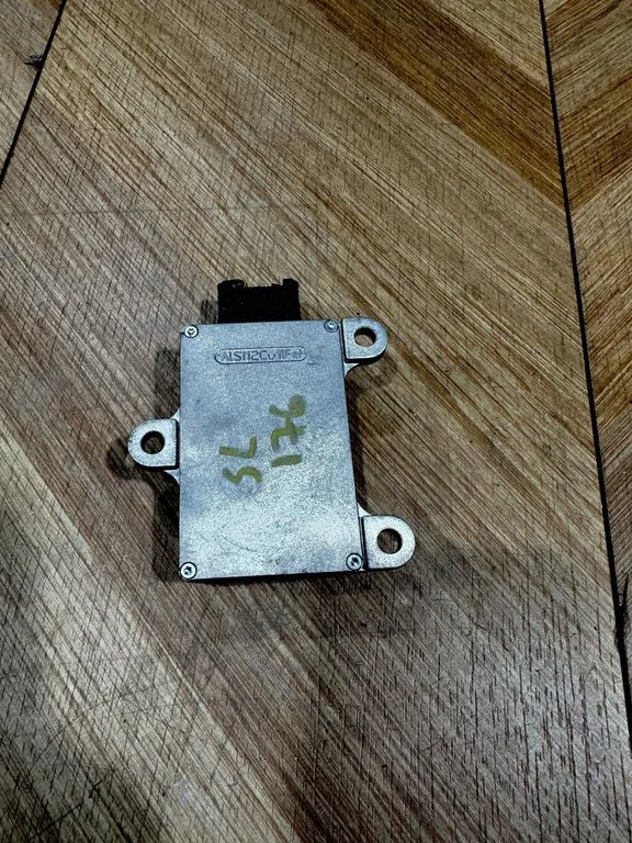 ESP (stabilitātes sistēmas) sensors (paātrinājuma sensors) 9645884180