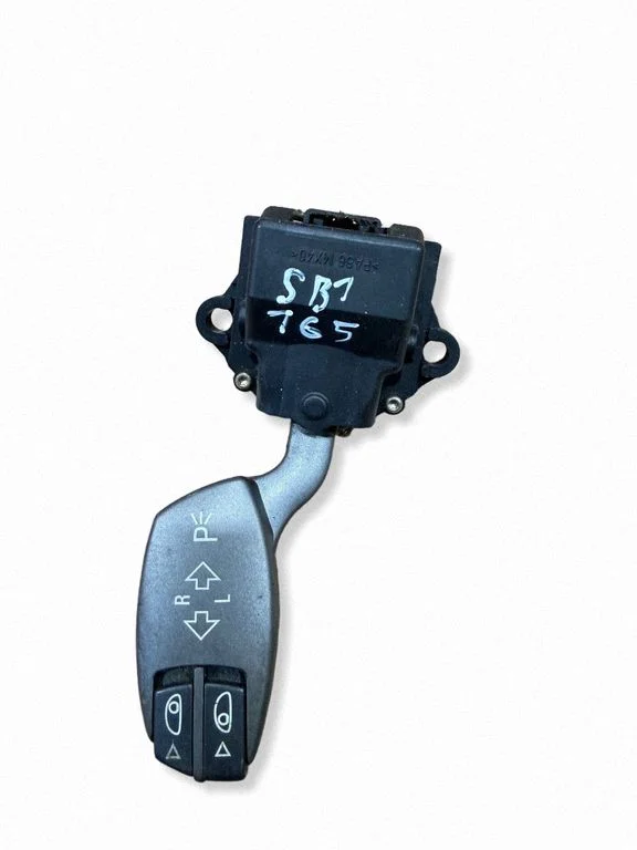 Indicator stalk – BMW 7 Series E65 E66 (2001-2008)