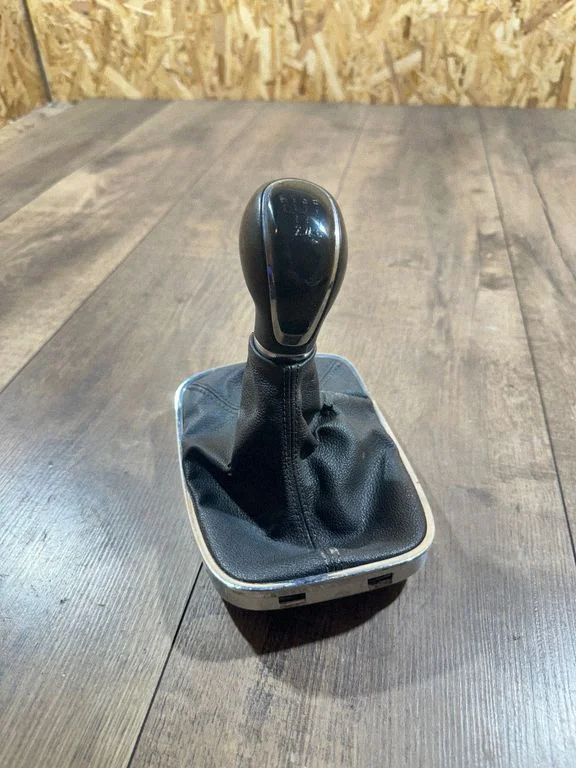 Gear lever shifter trim leather/knob 9226201206