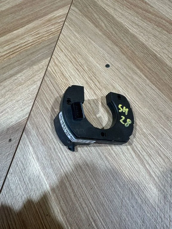 Vairo padėties (kampo) daviklis