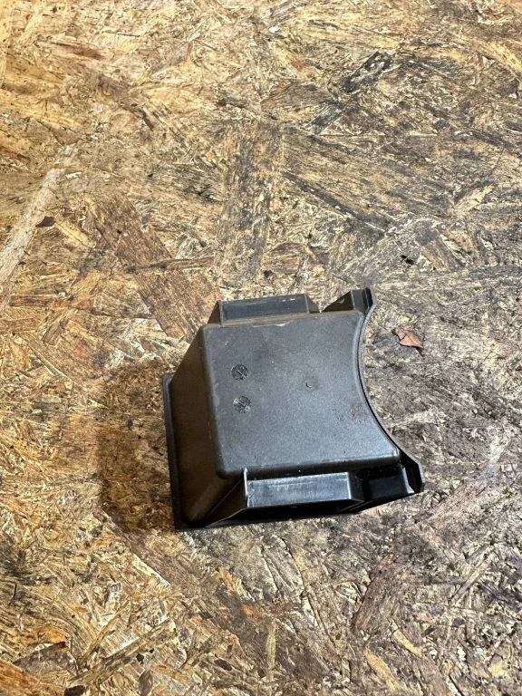 Other center console (tunnel) element – Mercedes-Benz E-Class C207 W207 (2009-2017)