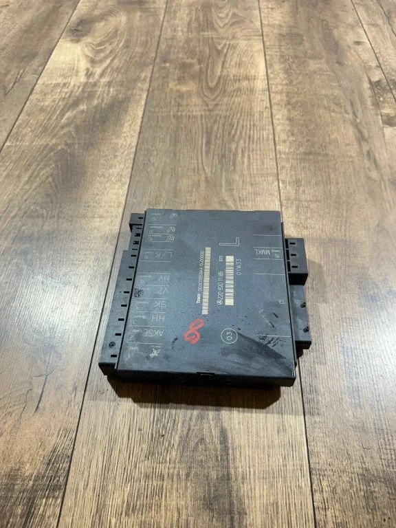 Seat control module 2208201185
