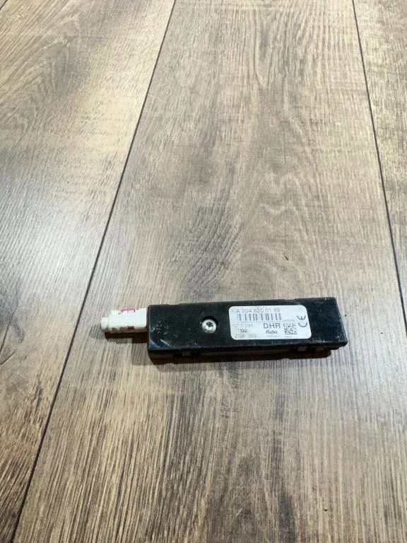 Antenos valdymo blokas