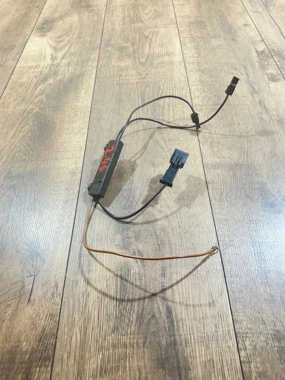 Antenos valdymo blokas