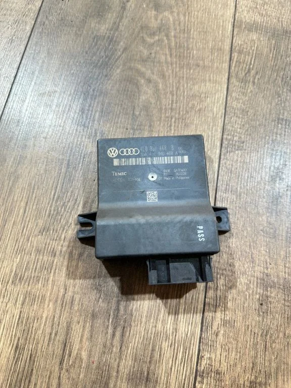 Gateway control module 4L0907468B